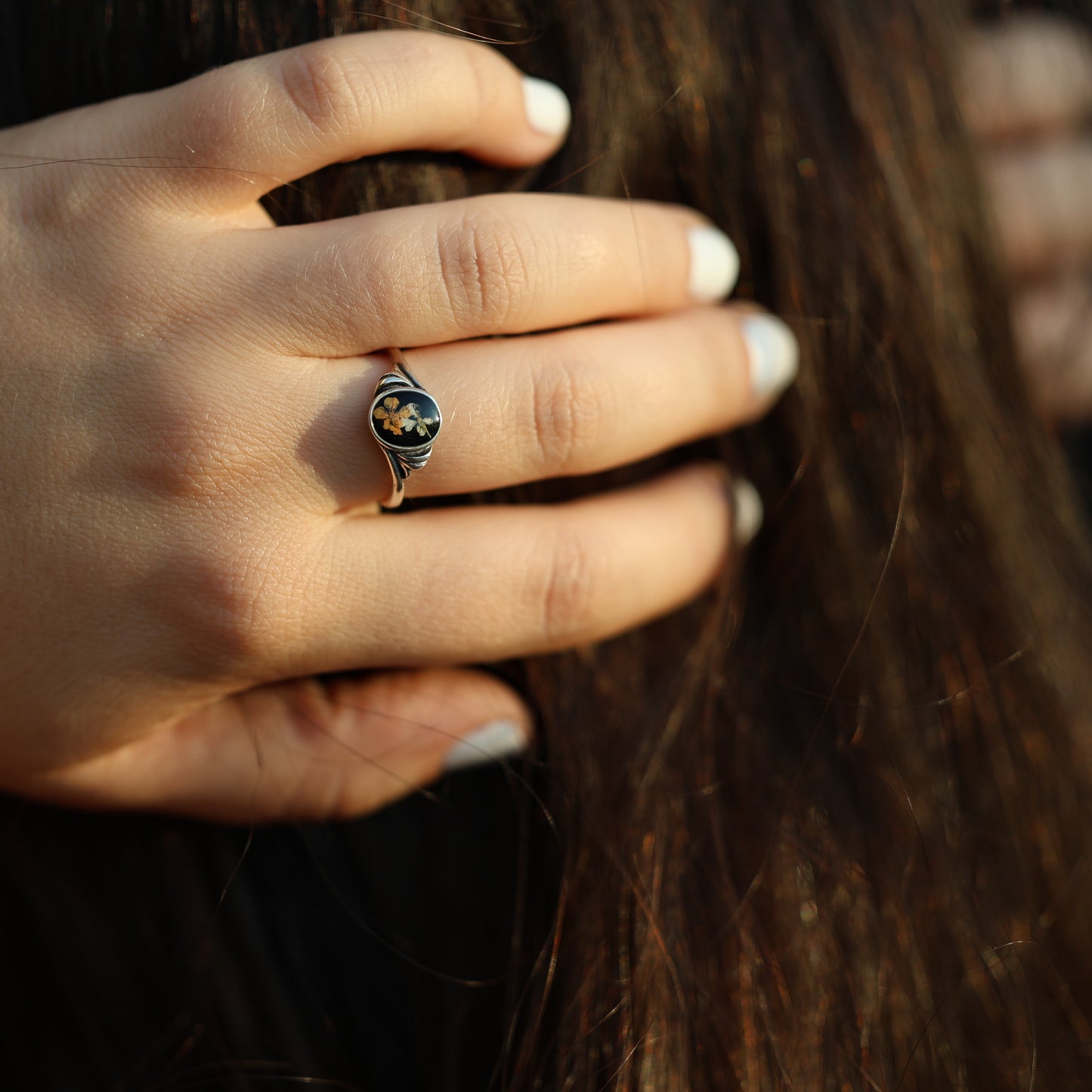 Արծաթյա մատանի կարգավորվող չափսով "Vintage Signature"