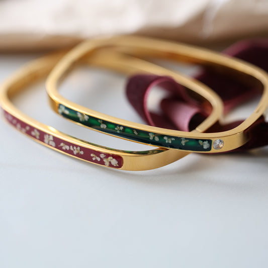 Handmade Stainless Steel Flower Bracelet - Real tiny flowers