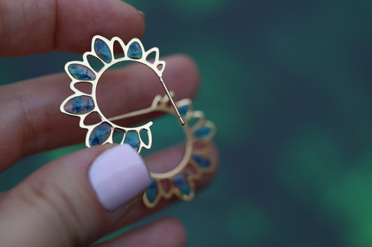Sun-Inspired Earrings with blue flowers