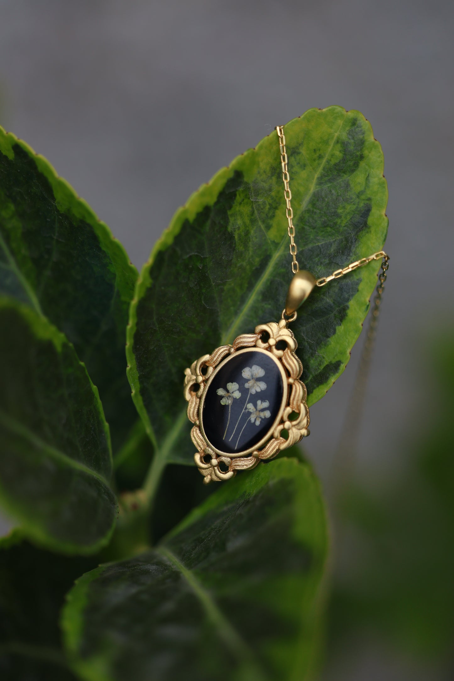 Elegant Vintage Inspired Natural necklace