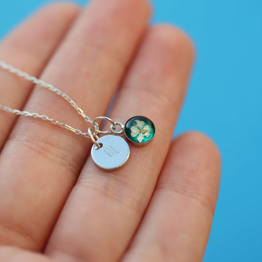 Մինիմալիստական ձեռագործ վզնոց բնական ծաղկից