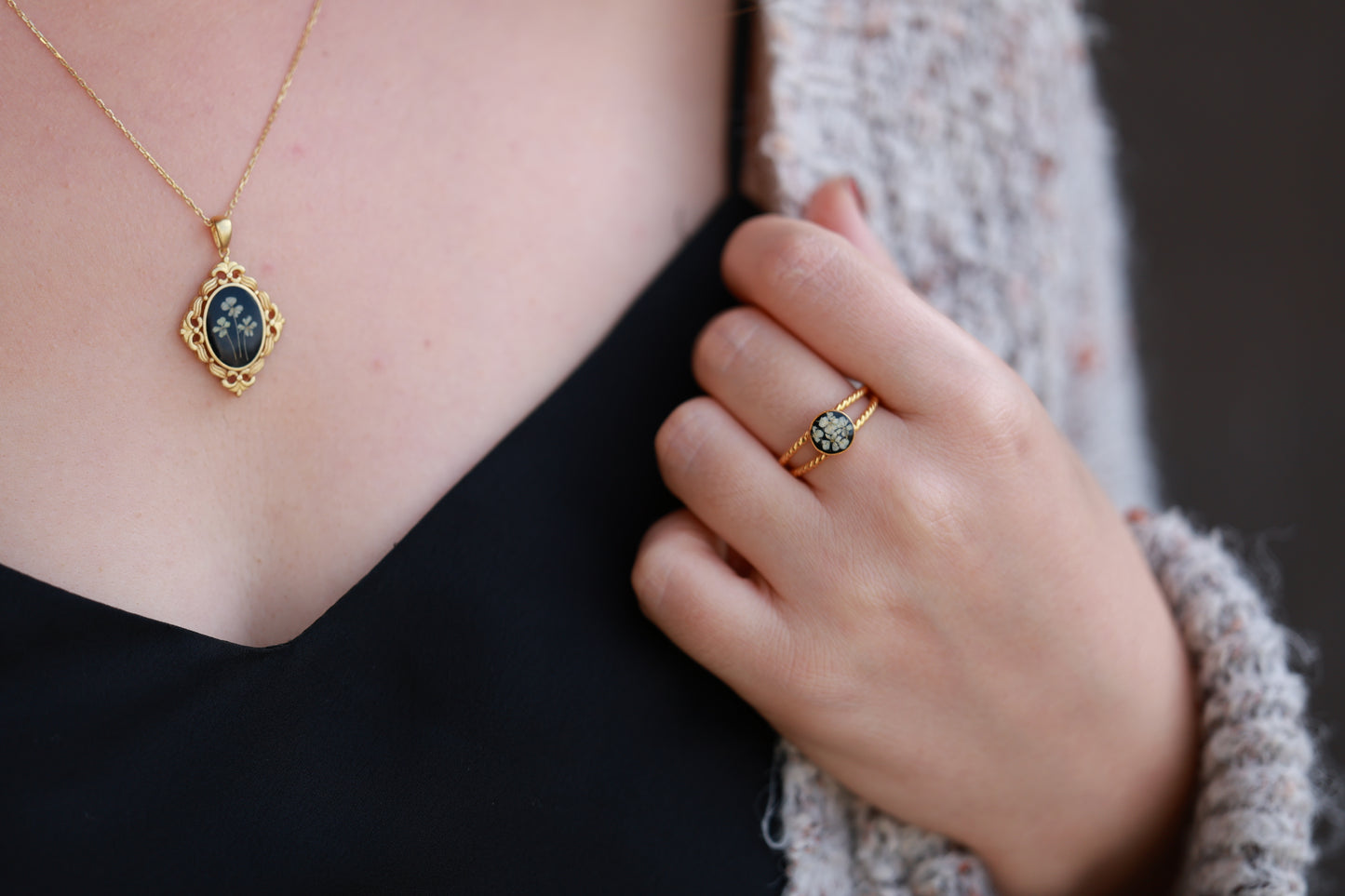 Elegant Vintage Inspired Natural necklace