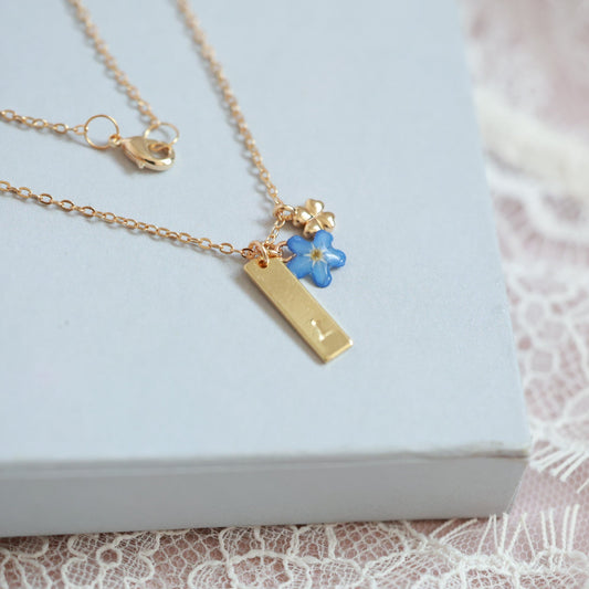 Անվանական ձեռագործ վզնոց "A little Luck and Love"