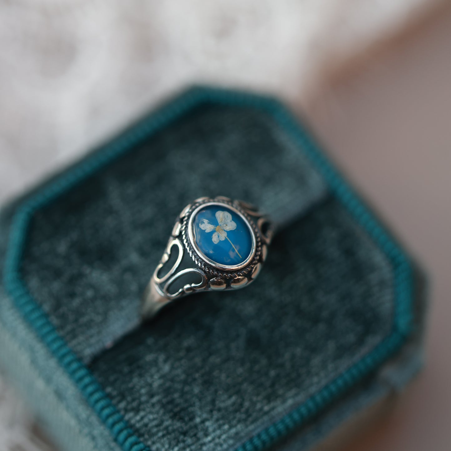 Blue vintage style adjustable ring with real flowers, 925 sterling silver,
