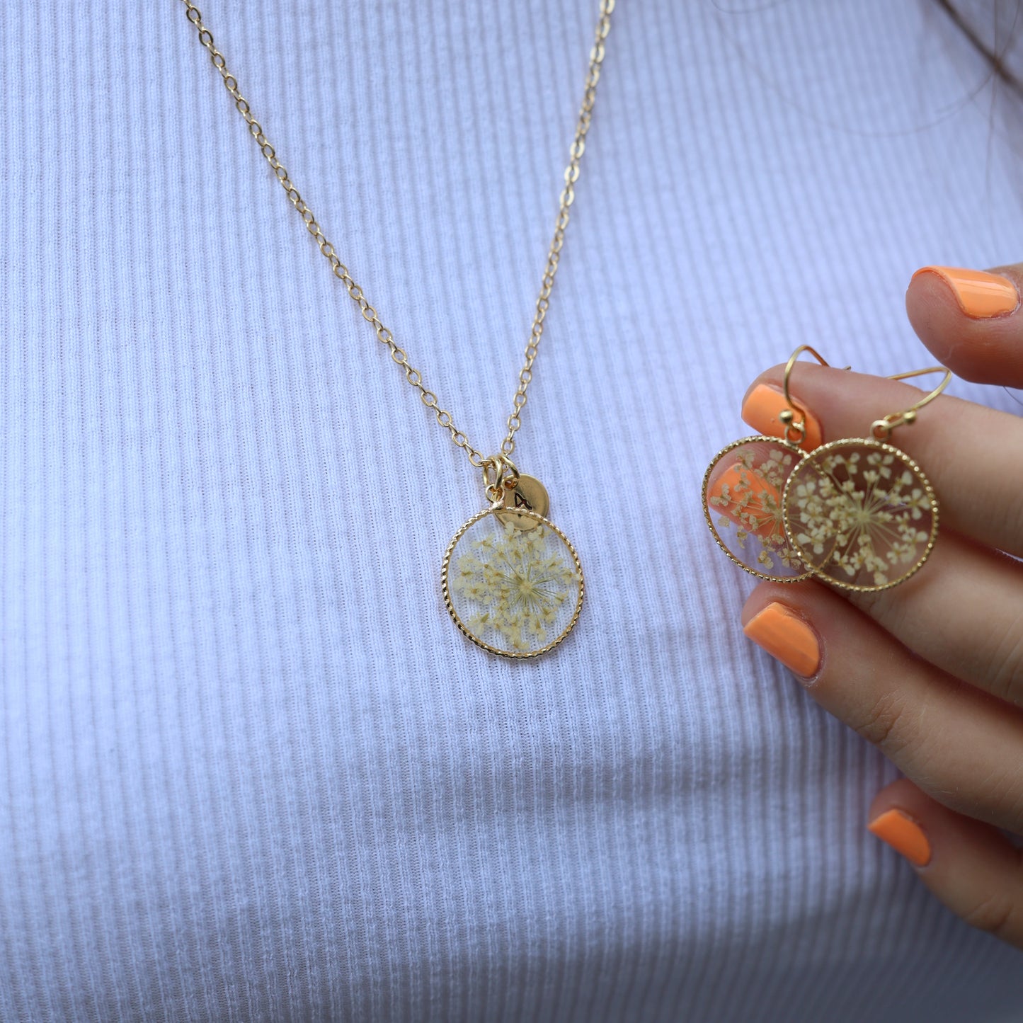 Ձեռագործ ականջօղեր բնական չորացրած ծաղիկներից