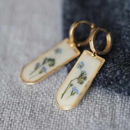 Ձեռագործ ականջօղեր իրական անմոռուկ ծողիկներով