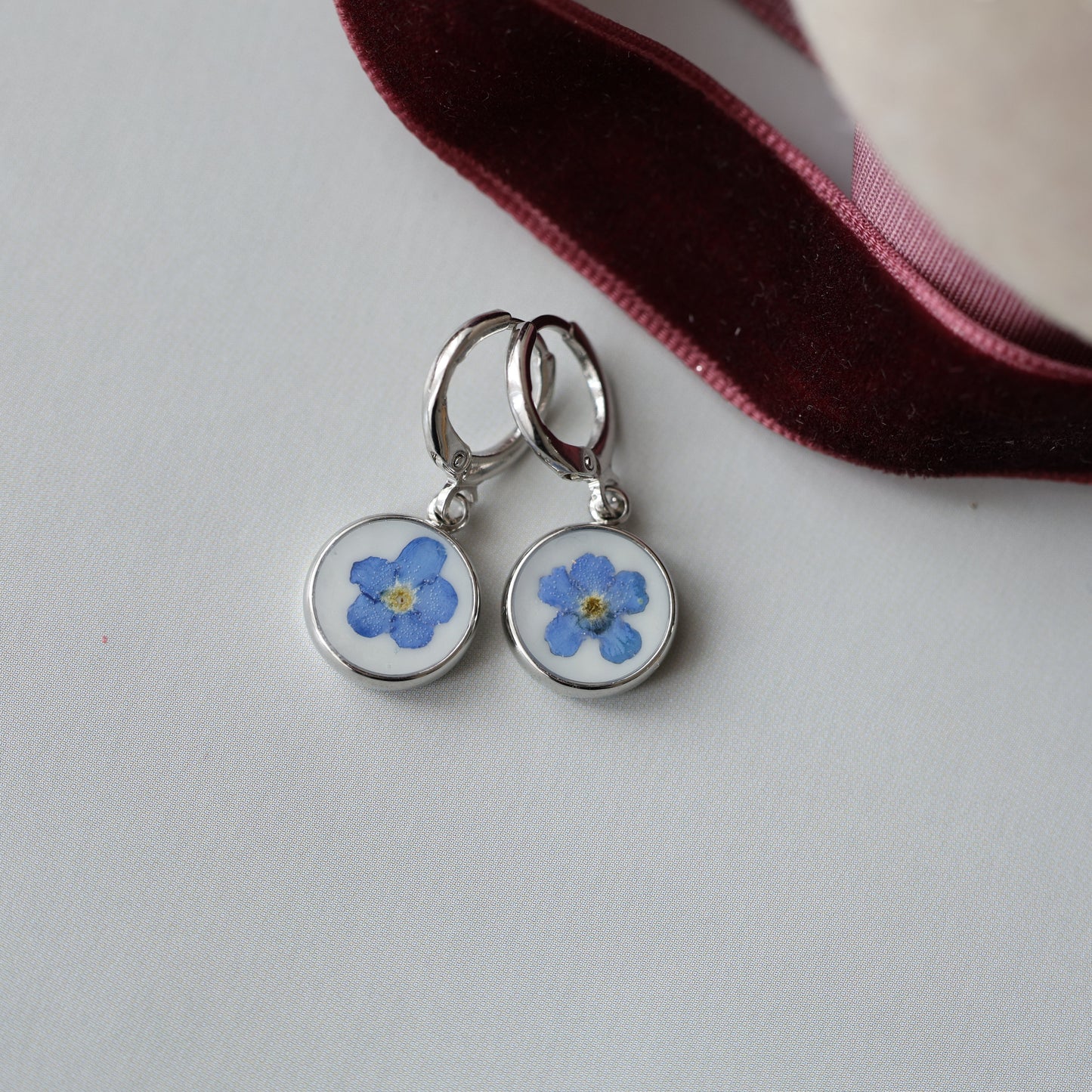 Ձեռագործ ականջօղեր "Forget-Me-Not Dreams"