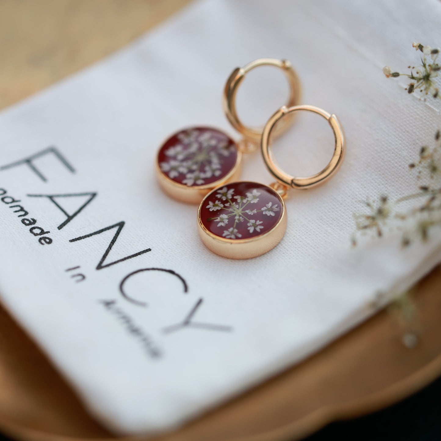 Ձեռագործ ականջօղեր "Burgundy Flower"