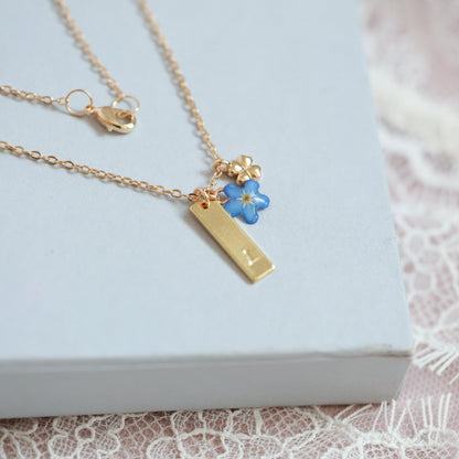 Անվանական ձեռագործ վզնոց "A little Luck and Love"