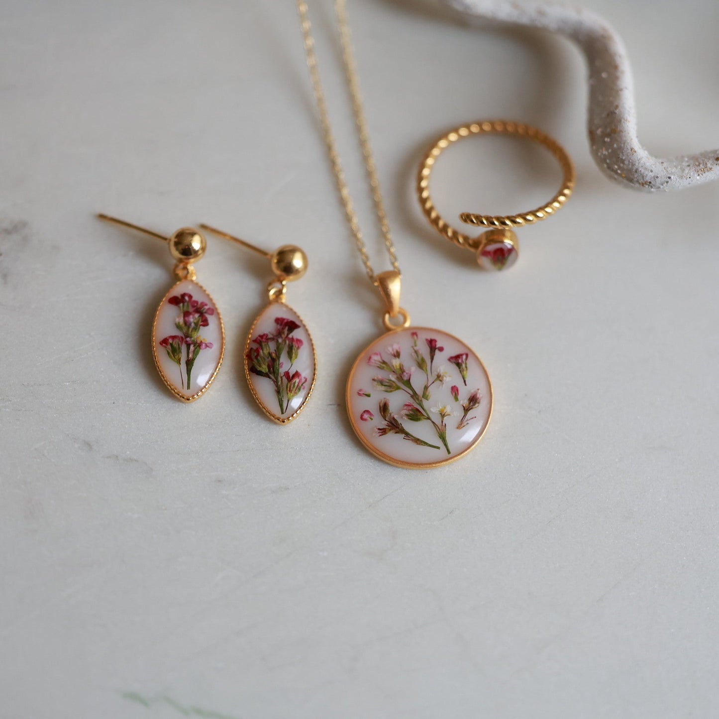 Botanical Dainty ring with real dried wildflower in resin