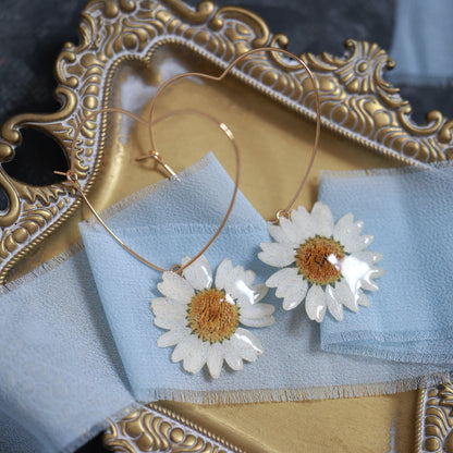 Big Heart Earrings with Real Daisy Flower - Handmade Romantic Botanical Earrings