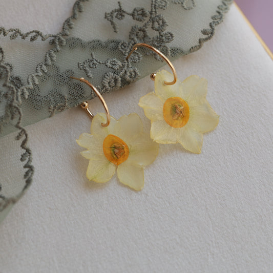 Earrings Narcissus | December birth flower earrings