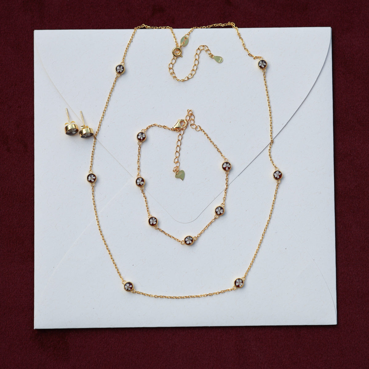 THALIA jewelry set , 18K Gold Plated Sterling silver in burgundy color